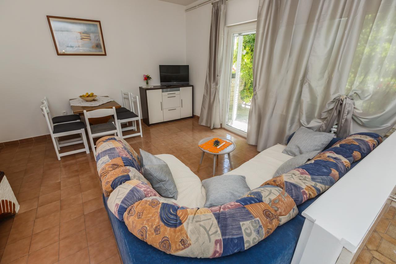 Apartman Mila Kaštela Exterior foto